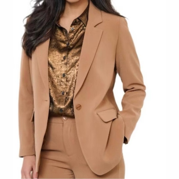 Adrianna Papell Jackets & Blazers - Adrianna Pappell Women's Tan Camel Blazer Jacket